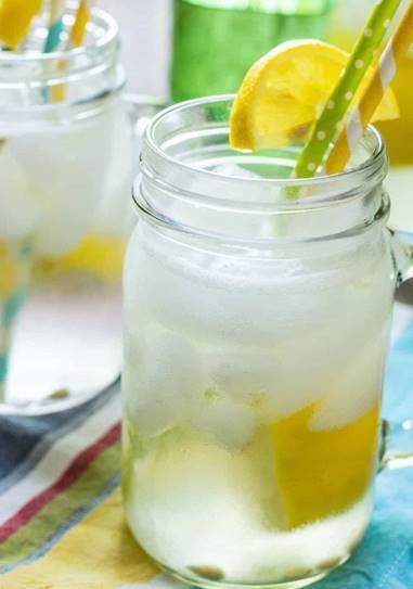 Lemonade Shake Up
